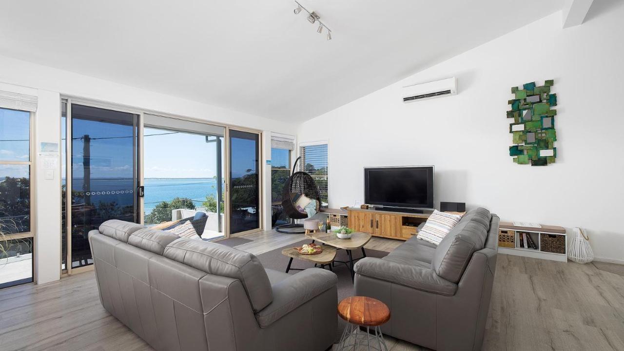 Dutchie'S Sand & Sea Beach House - Easy Walk To The Beach Nelson Bay Exterior photo